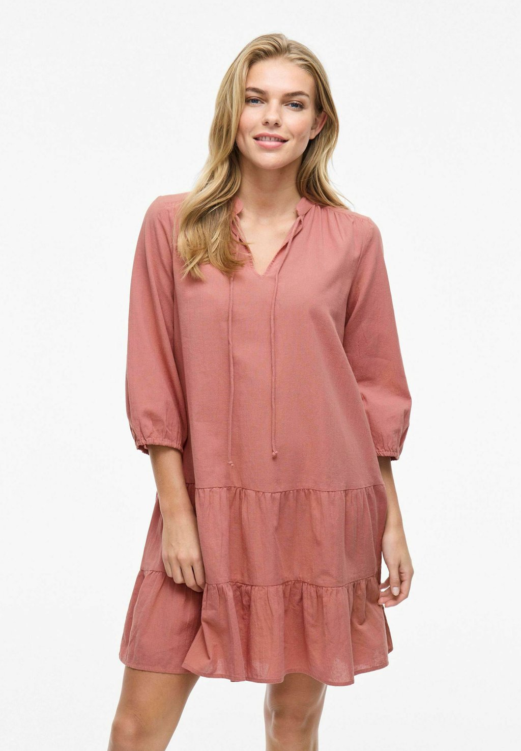 Повседневное платье VILA, светло-розовый
Повседневное платье VILA, светло-розовый