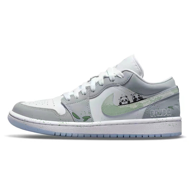 Кроссовки Air Jordan 1 Vintage Basketball Shoes Women's Low-top Gray, серый/белый
Кроссовки Air Jordan 1 Vintage Basketball Shoes Women's Low-top Gray, серый/белый