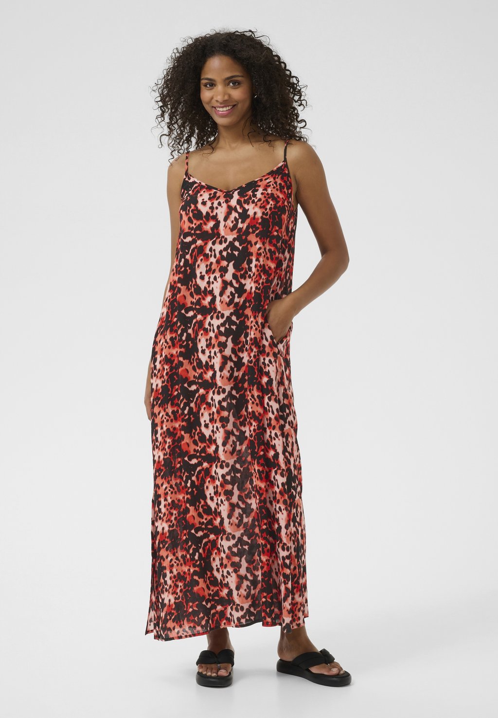 Платье макси KATHORA Kaffe, черный
Платье макси KATHORA Kaffe, черный