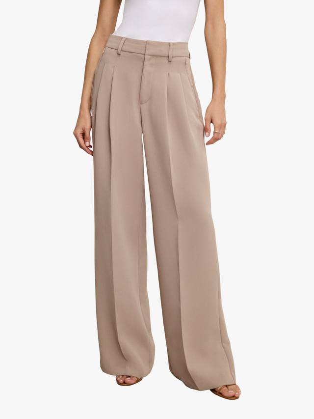 Роскошные костюмные брюки Good American, цвет Natural 
Роскошные костюмные брюки Good American, цвет Natural