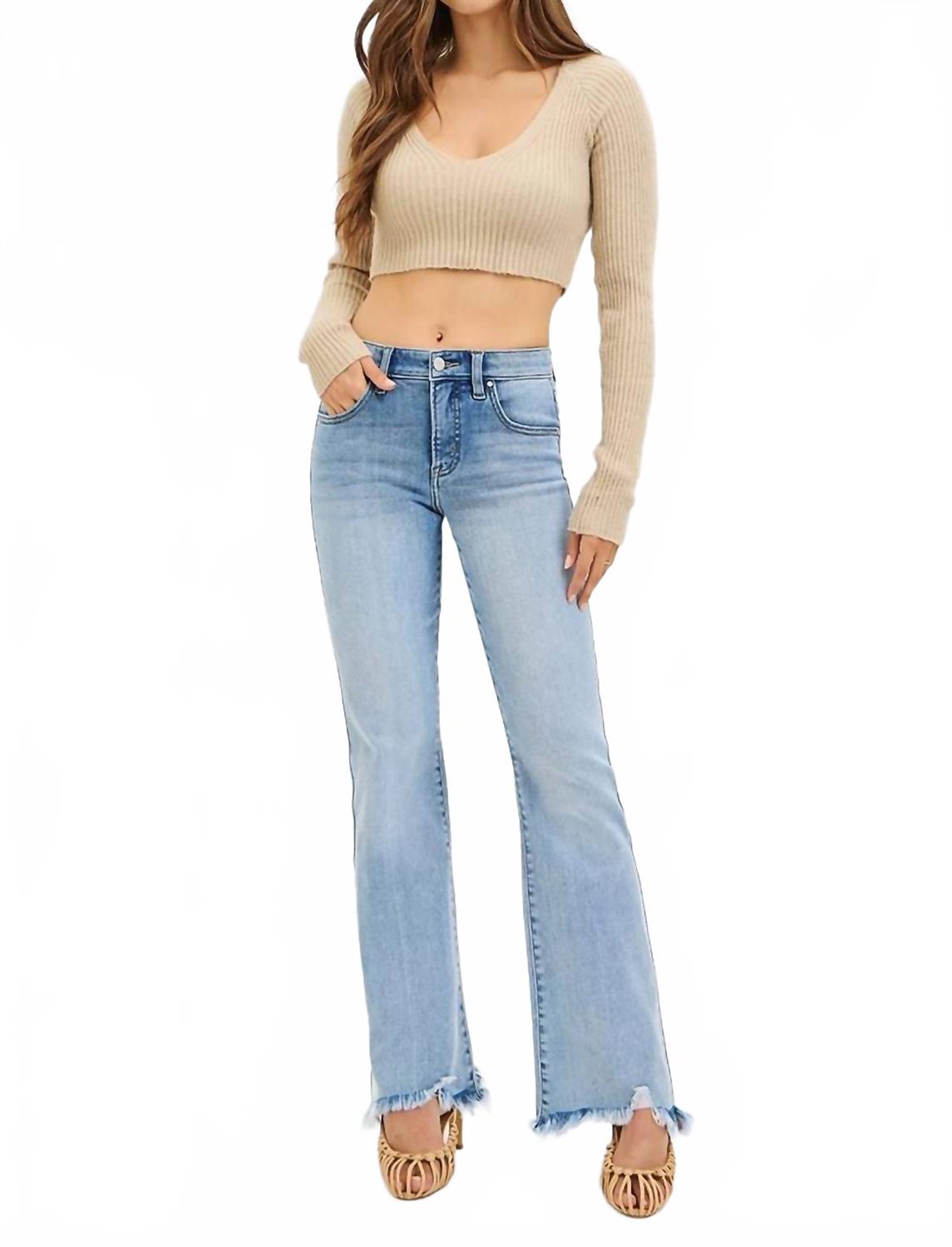 RISEN Джинсы-клеш средней посадки с эффектом утягивания живота, средней степени облегания, цвет «средний оттенок»
RISEN Джинсы-клеш средней посадки с эффектом утягивания живота, средней степени облегания, цвет «средний оттенок»