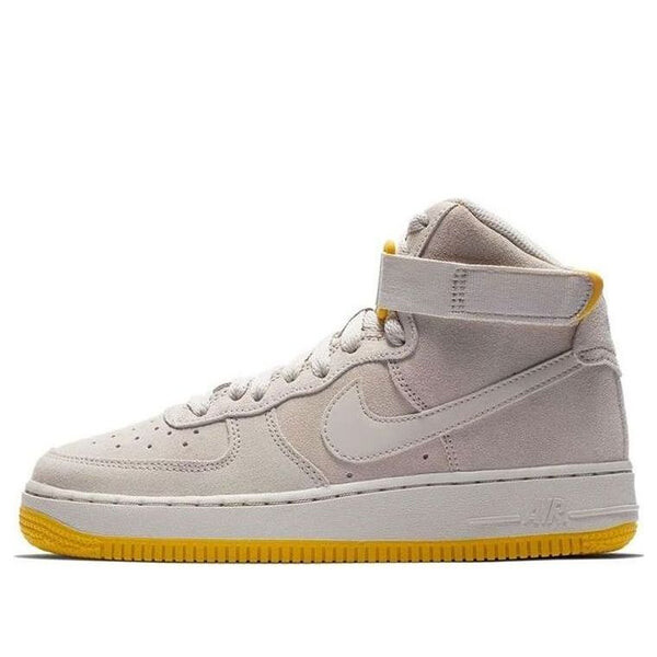 Кроссовки air force 1 высокие Nike, желтый
Кроссовки air force 1 высокие Nike, желтый