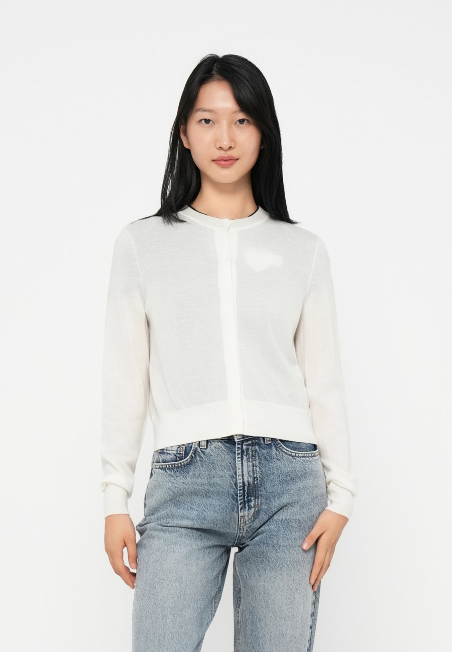 Кардиган HUGO SFABRI, Open White/White
Кардиган HUGO SFABRI, Open White/White