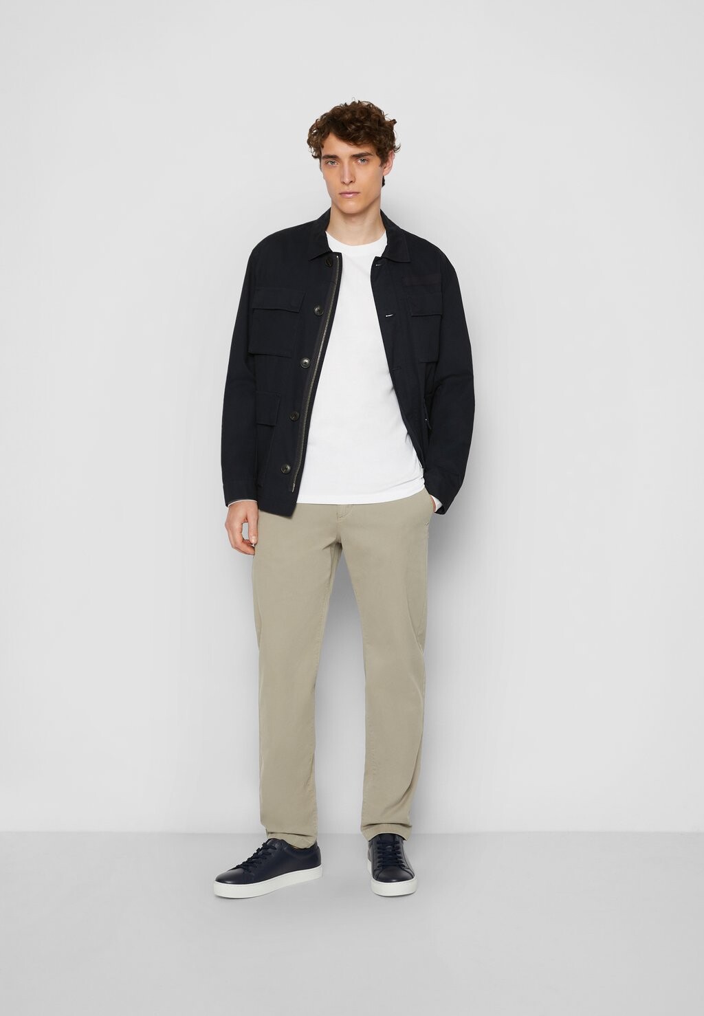 Топ с длинными рукавами Crew Neck ,Icon Chest Print Marc O'Polo, белый
Топ с длинными рукавами Crew Neck ,Icon Chest Print Marc O'Polo, белый