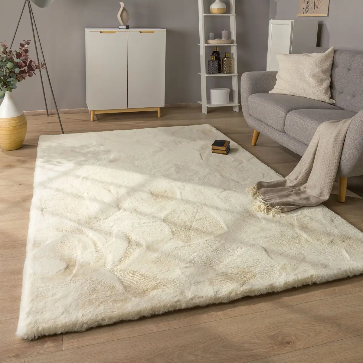 Ковер Paco Home с глубоким ворсом "Rabbit Deluxe 860", прямоугольный, искусственный мех, однотонные цвета, очень мягкий ворс, гостиная, спальня 160х230 см, цвет Creme
Ковер Paco Home с глубоким ворсом "Rabbit Deluxe 860", прямоугольный, искусственный мех, однотонные цвета, очень мягкий ворс, гостиная, спальня 160х230 см, цвет Creme