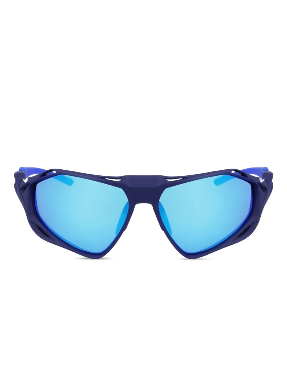 Солнцезащитные очки в геометричной оправе Nike, синий
Солнцезащитные очки в геометричной оправе Nike, синий