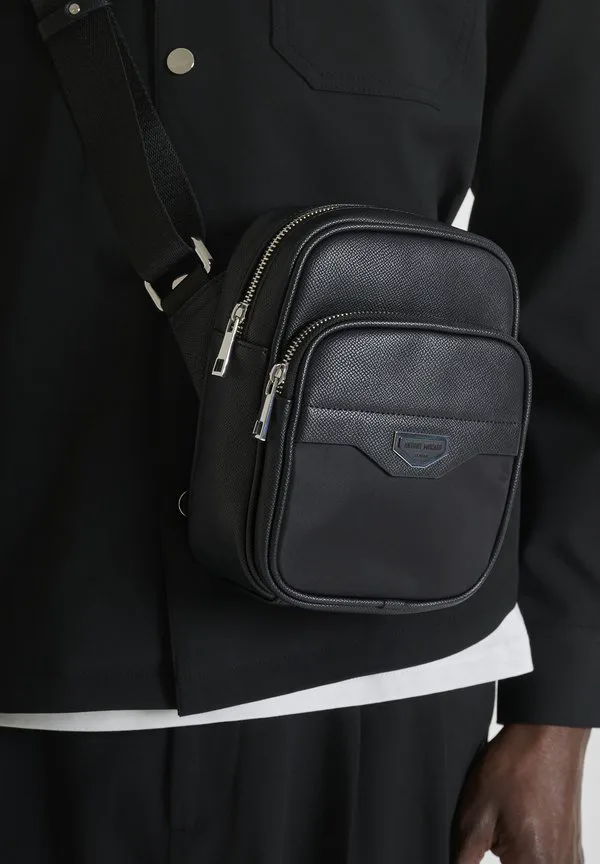 Сумка через плечо Antony Morato, Black
Сумка через плечо Antony Morato, Black