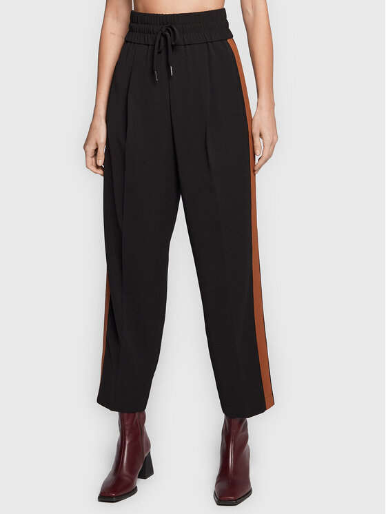 Брюки regular fit 1659 2000 92875 Marc Aurel, черный
Брюки regular fit 1659 2000 92875 Marc Aurel, черный