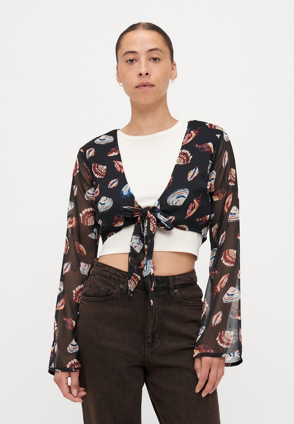 Блуза ONLASTA LIFE TIE ONLY Petite, черный
Блуза ONLASTA LIFE TIE ONLY Petite, черный