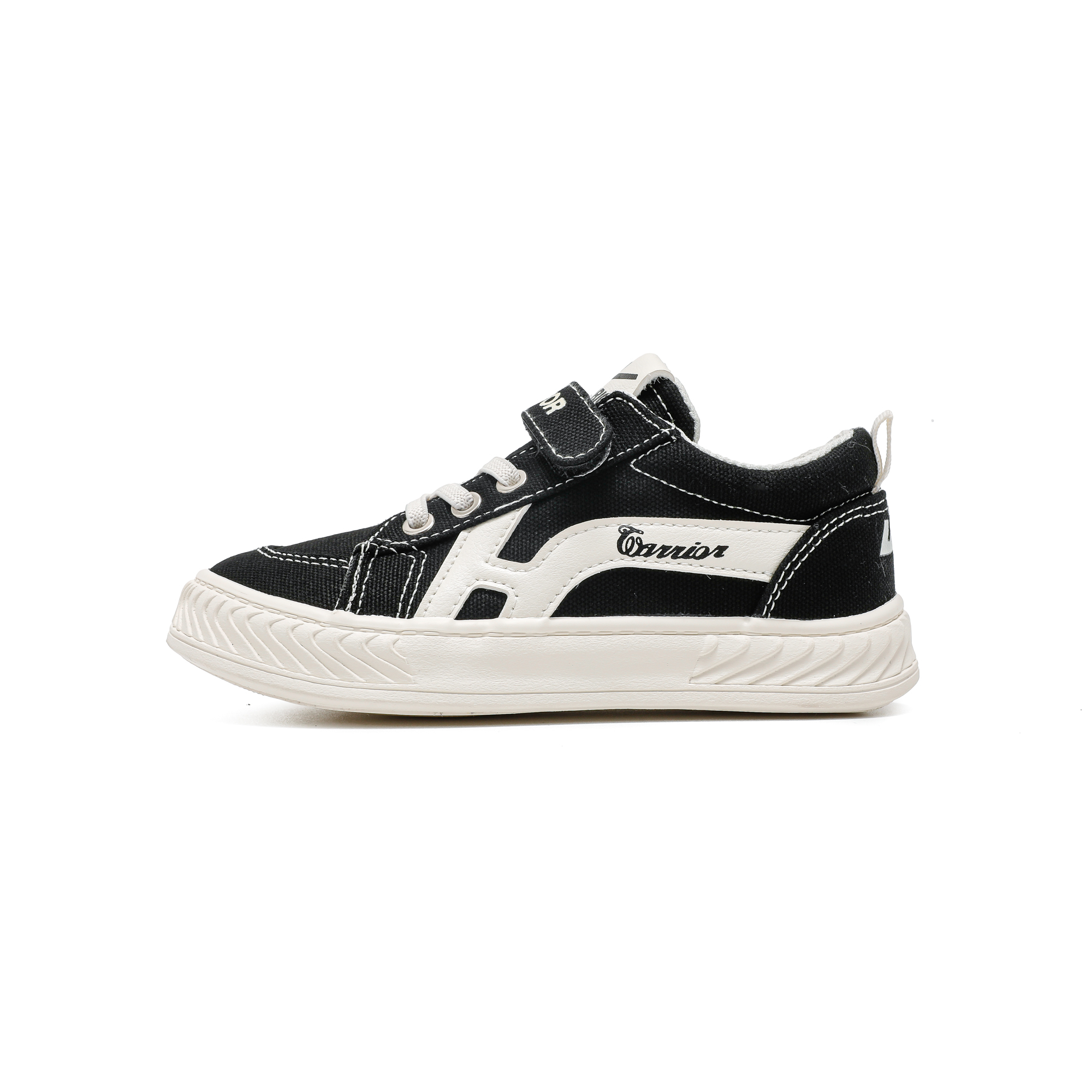 Детские кеды Kids WARRIOR, черный/белый
Детские кеды Kids WARRIOR, черный/белый