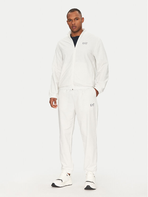 Спортивный костюм обычный крой 7M000170 AF13411 U0005 Ea7 Emporio Armani, белый
Спортивный костюм обычный крой 7M000170 AF13411 U0005 Ea7 Emporio Armani, белый