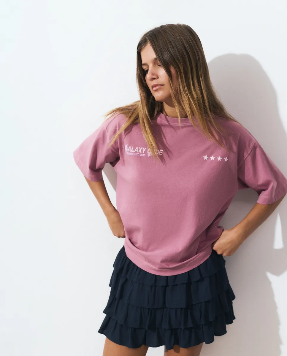 Женская футболка с рисунком на спине Brownie, розовый
Женская футболка с рисунком на спине Brownie, розовый