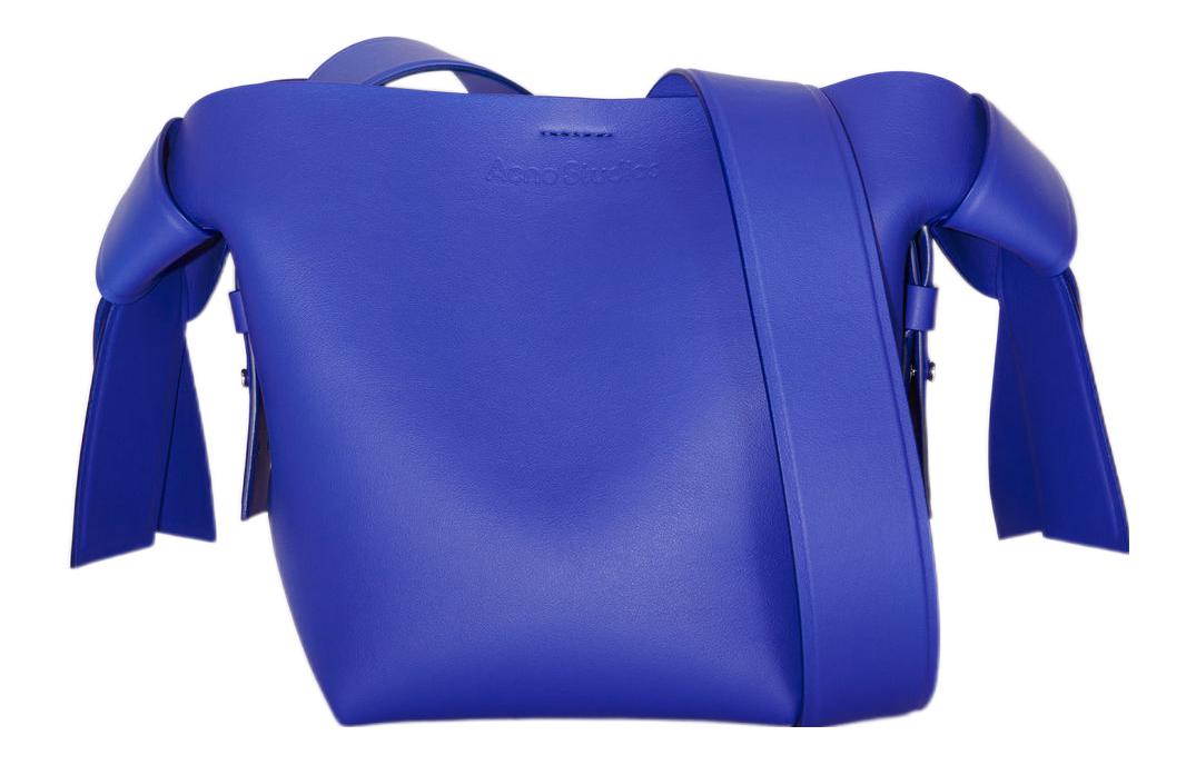 Acne Studios Женская синяя кожаная сумка через плечо
Acne Studios Женская синяя кожаная сумка через плечо