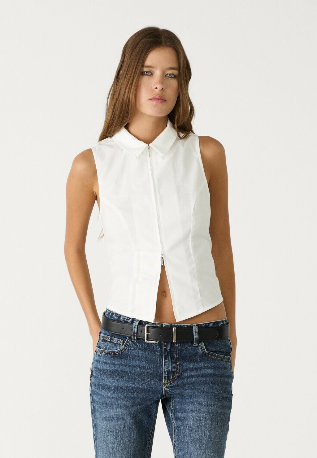 Жилет Stradivarius, белый
Жилет Stradivarius, белый