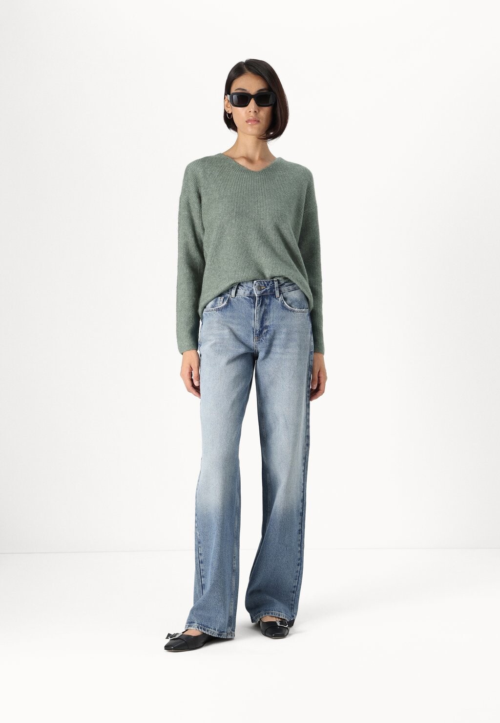 Джинсы свободного кроя VMRANCY WIDE Vero Moda Tall, светло-голубой деним
Джинсы свободного кроя VMRANCY WIDE Vero Moda Tall, светло-голубой деним