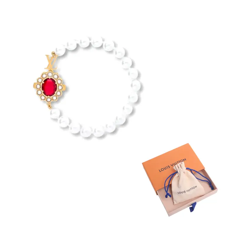 LOUIS VUITTON Браслет из латуни со стеклянными бусинами и синтетическим фианитом для женщин белый
LOUIS VUITTON Браслет из латуни со стеклянными бусинами и синтетическим фианитом для женщин белый