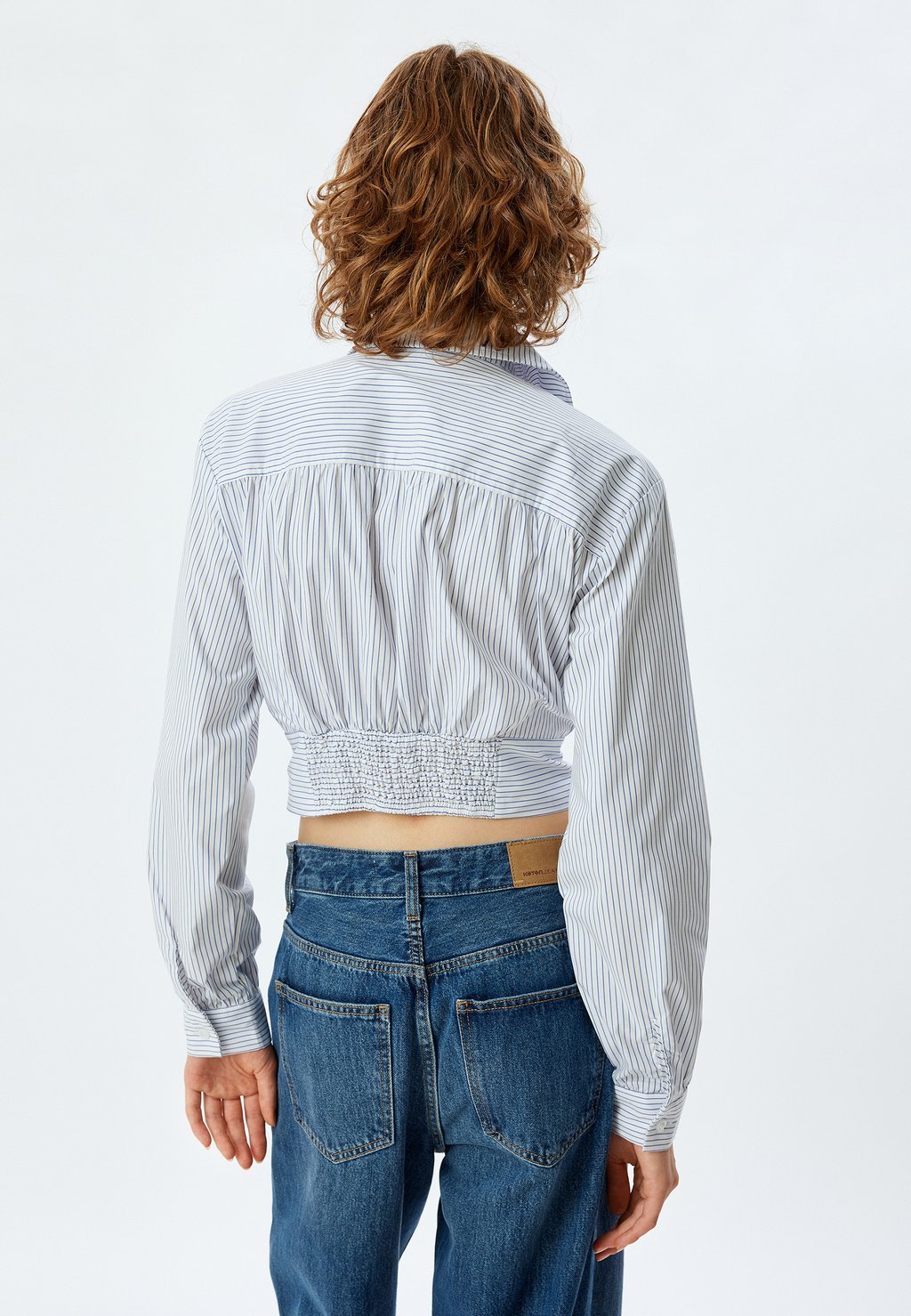 Блузка на пуговицах Koton, белый
Блузка на пуговицах Koton, белый