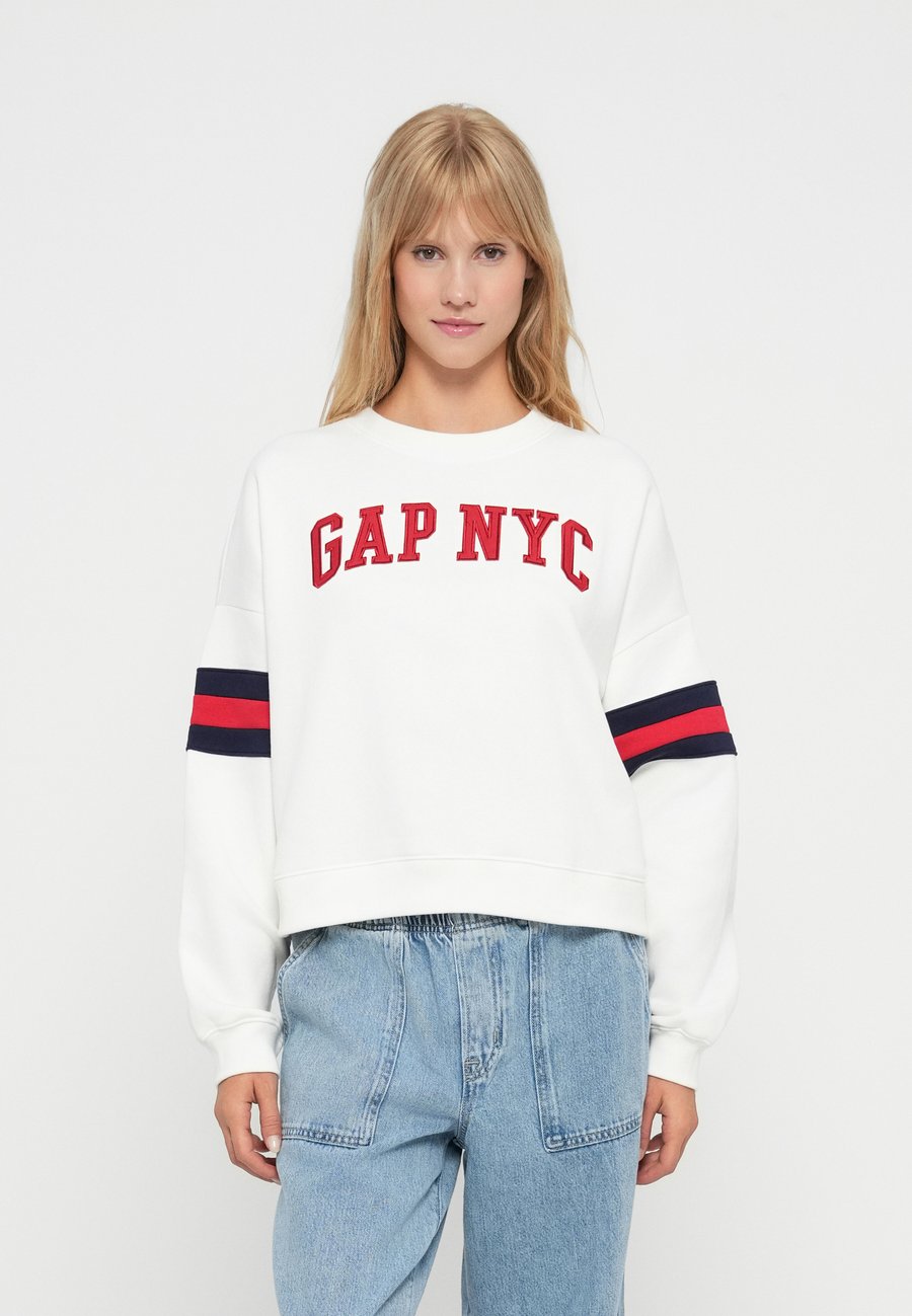Толстовка GAP LOGO WEDGE PULLOVER, New Off White/Off-White
Толстовка GAP LOGO WEDGE PULLOVER, New Off White/Off-White