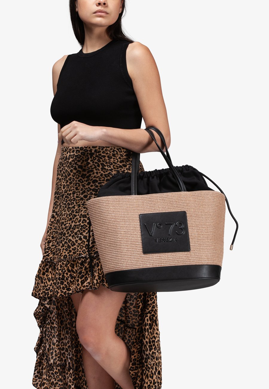 Сумка V73 CAT, Beige
Сумка V73 CAT, Beige