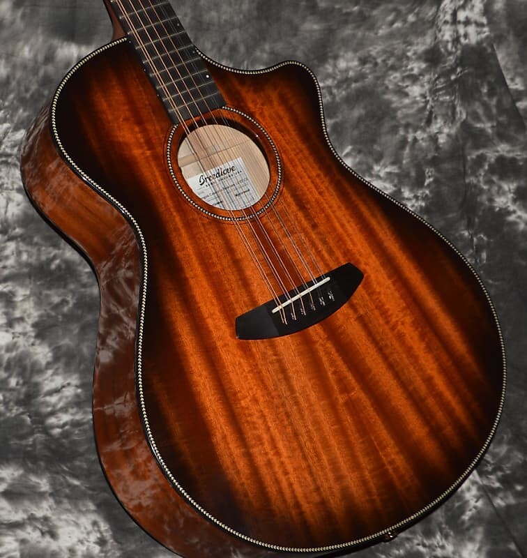 Акустическая гитара 2023 Breedlove - Oregon Concerto CE - 12 String - Bourbon Burst
Акустическая гитара 2023 Breedlove - Oregon Concerto CE - 12 String - Bourbon Burst