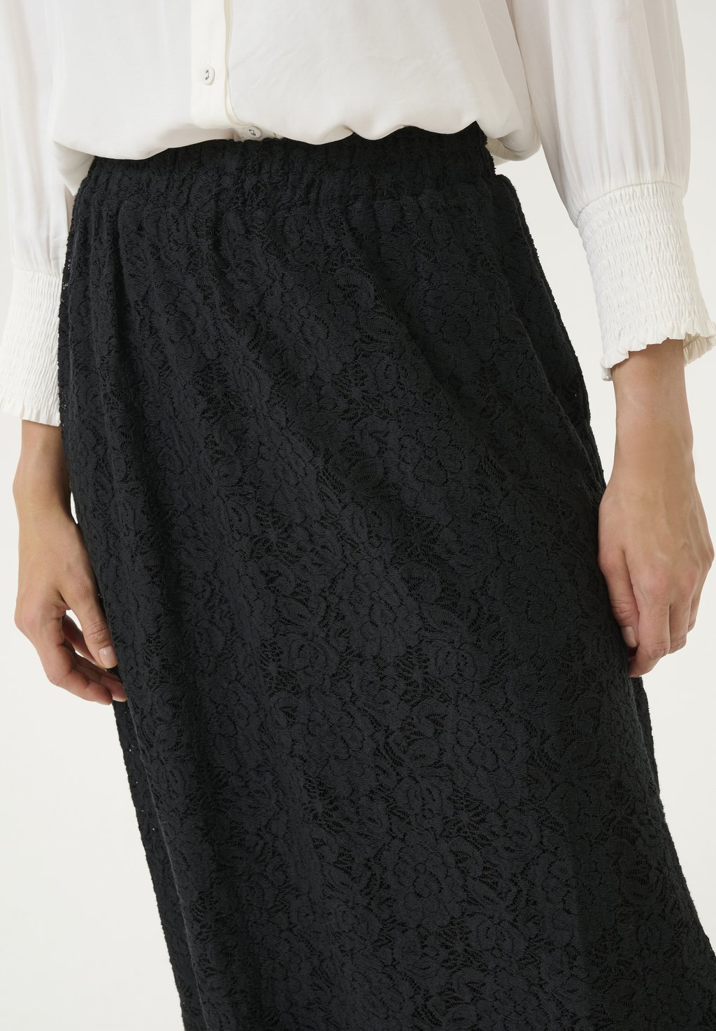 Юбка А-силуэта VANULLA Cream, черный 
Юбка А-силуэта VANULLA Cream, черный