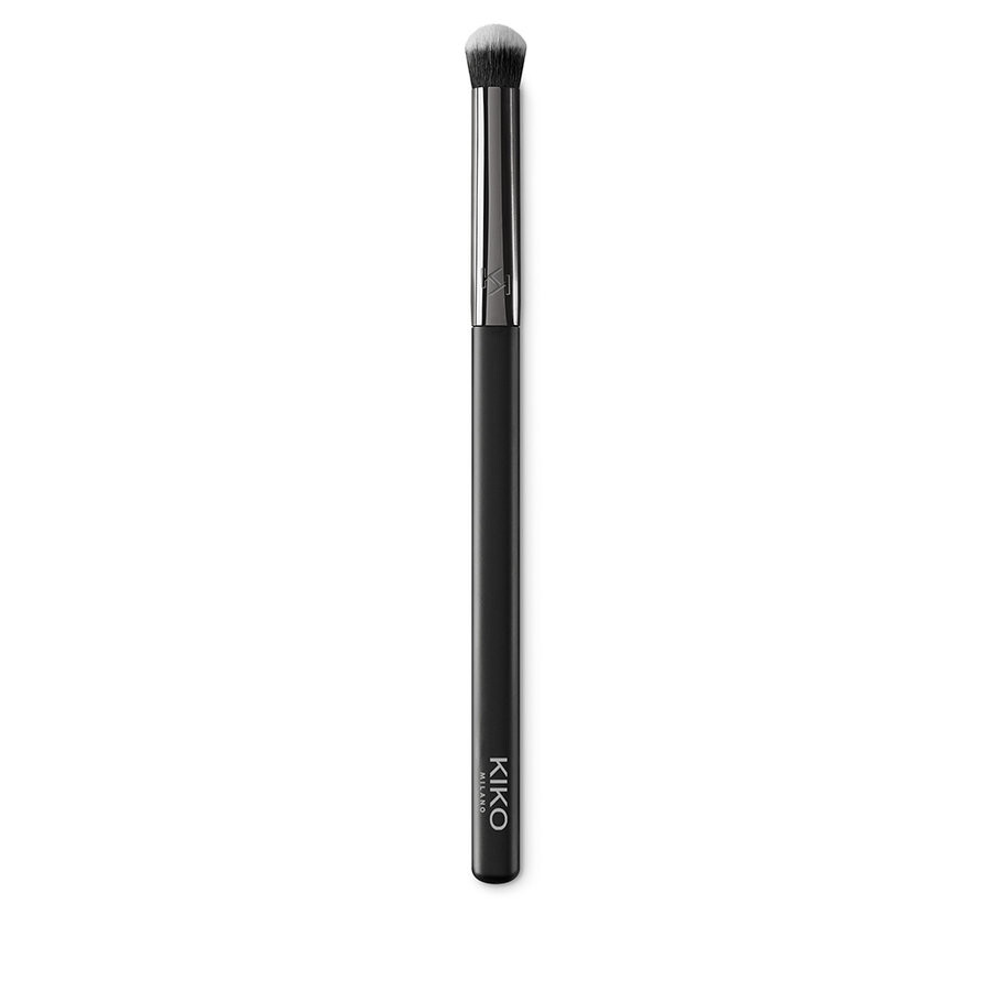 KIKO Milano, Face 02 Intensiv Coverage Brush, Кисть с плотной щетиной для нанесения консилеров и теней 
KIKO Milano, Face 02 Intensiv Coverage Brush, Кисть с плотной щетиной для нанесения консилеров и теней