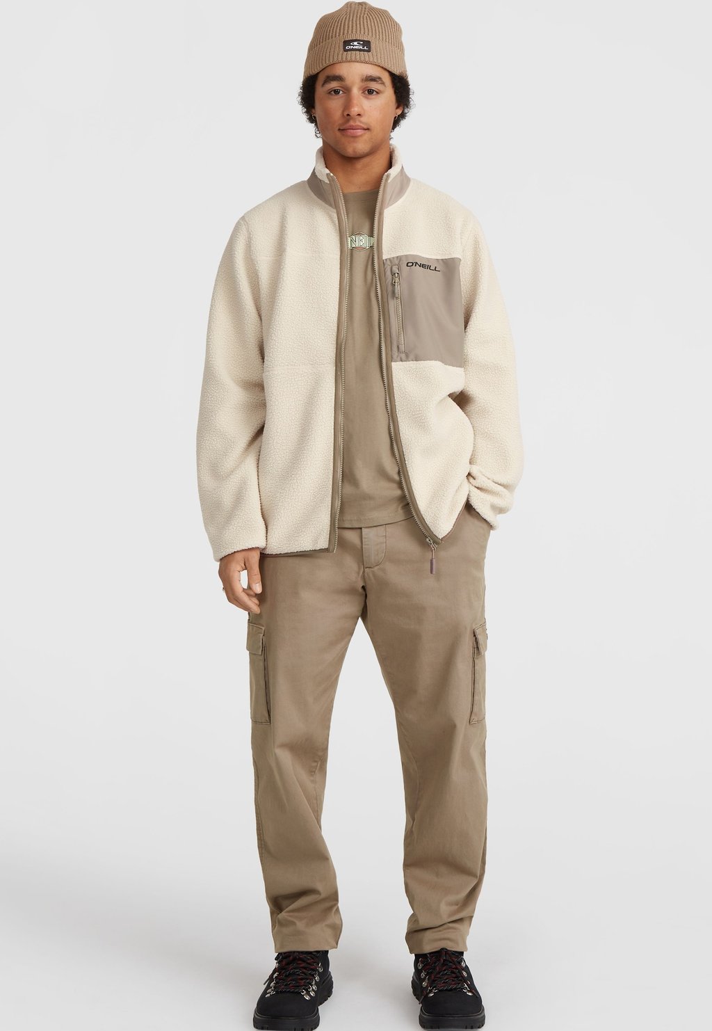 Брюки карго ESSENTIALS O'Neill, коричневый
Брюки карго ESSENTIALS O'Neill, коричневый