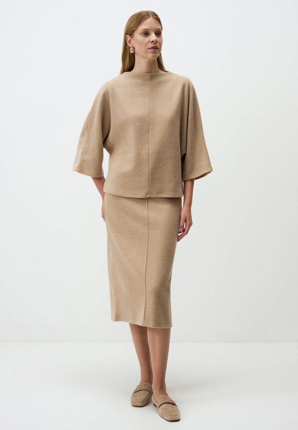 Юбка-карандаш MIDI Jimmy Key, бежевый
Юбка-карандаш MIDI Jimmy Key, бежевый