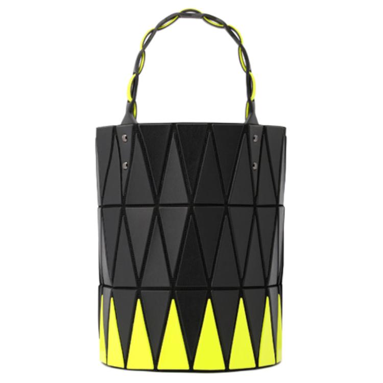 ISSEY MIYAKE Женская клатч из ПВХ маленькая желтая черная разноцветная
ISSEY MIYAKE Женская клатч из ПВХ маленькая желтая черная разноцветная