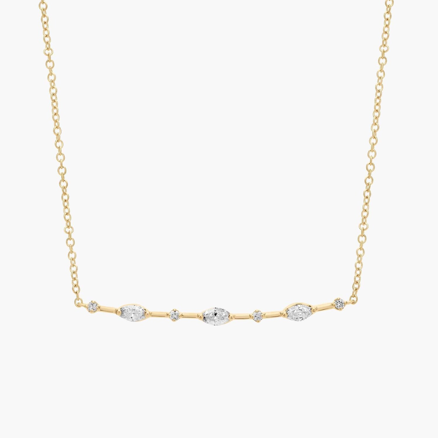 Ожерелье с чередующимися бриллиантами огранки «маркиз» и круглой огранки из желтого золота 14 карат (1/3 карата). Blue Nile
Ожерелье с чередующимися бриллиантами огранки «маркиз» и круглой огранки из желтого золота 14 карат (1/3 карата). Blue Nile