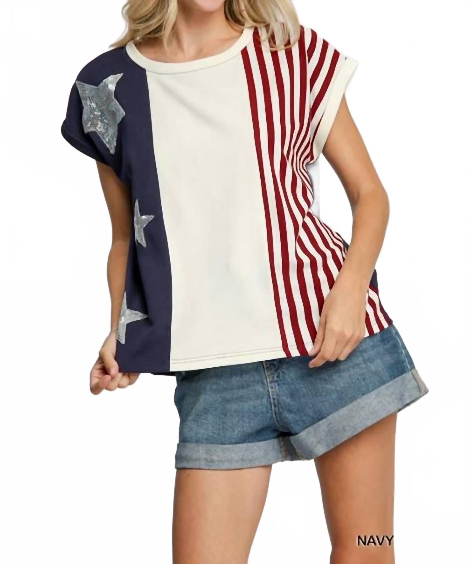Umgee Футболка с изображением американского флага, темно-синего/кремового цвета
Umgee Футболка с изображением американского флага, темно-синего/кремового цвета