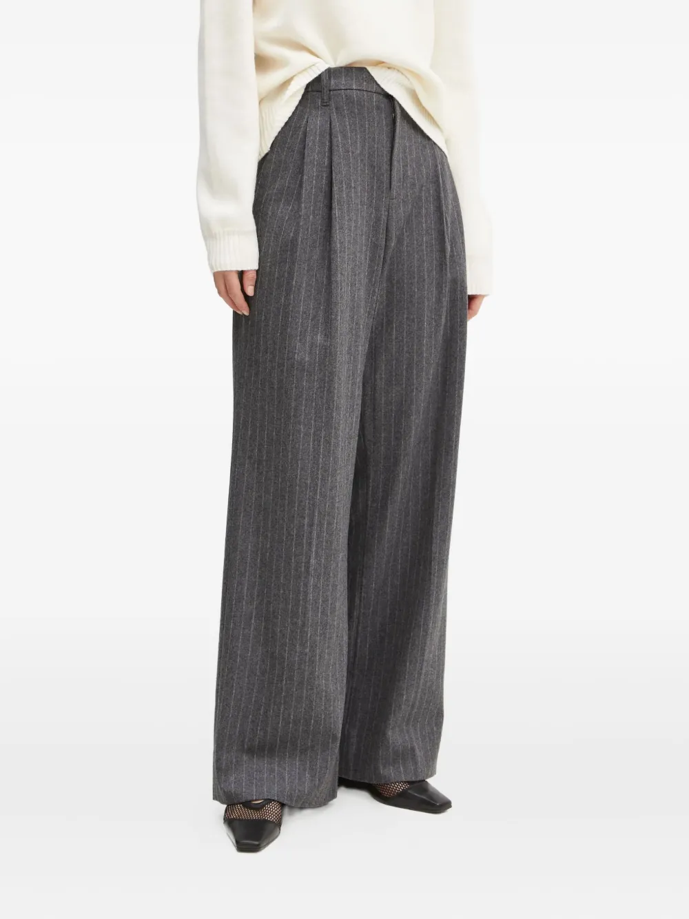 Брюки Charles A.L.C., серый
Брюки Charles A.L.C., серый