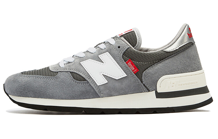 Кроссовки New Balance NB 990 V1 унисекс
Кроссовки New Balance NB 990 V1 унисекс