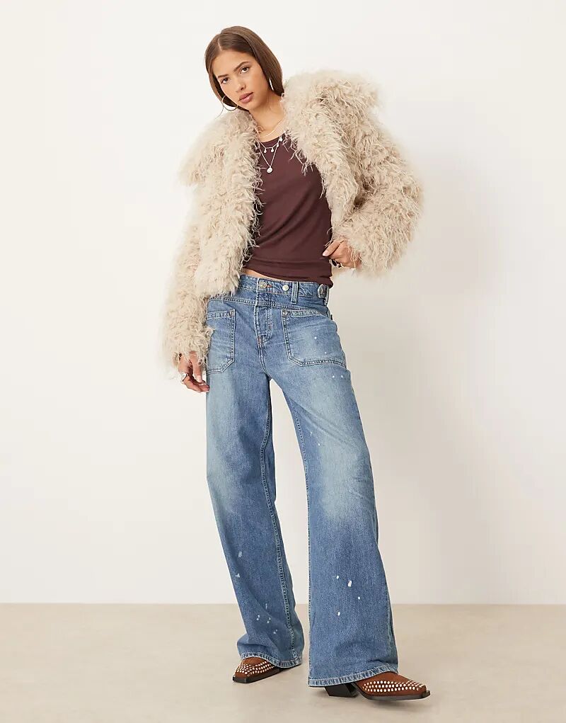 Куртка из искусственной шерсти Free People Moonlight цвета чая
Куртка из искусственной шерсти Free People Moonlight цвета чая