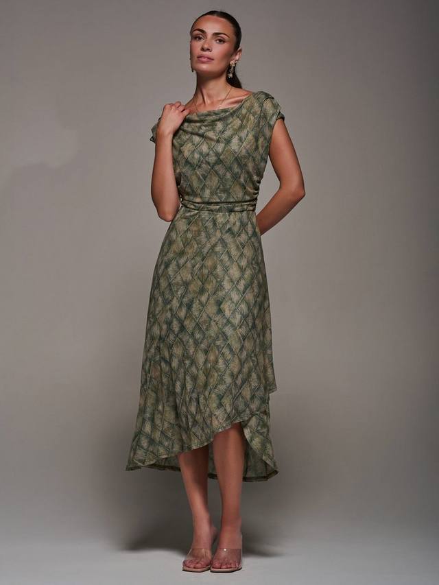 Платье миди с кружевным драпом Jolie Moi, Green Abstract
Платье миди с кружевным драпом Jolie Moi, Green Abstract