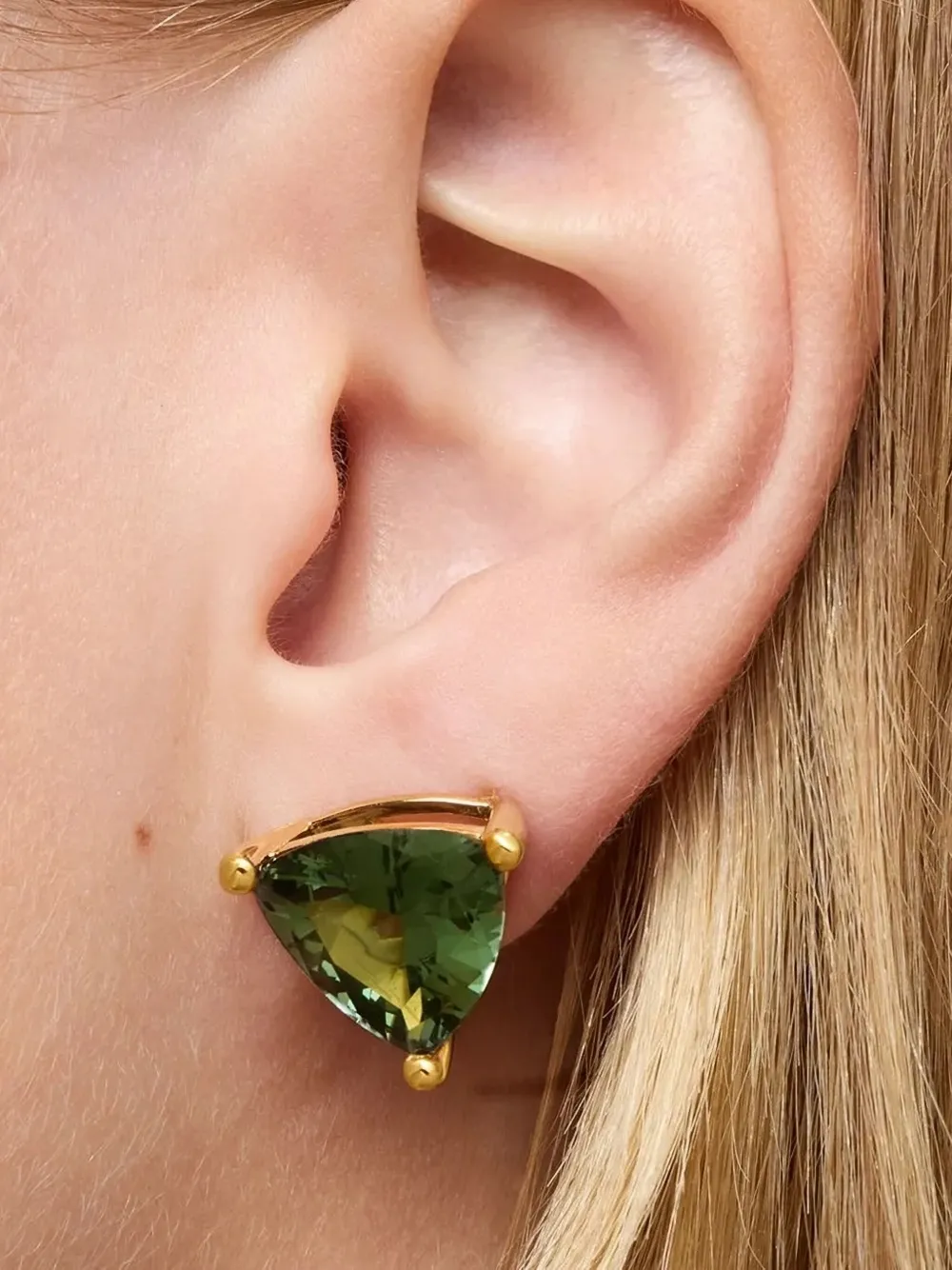 Серьги LGG с треугольными камнями золотистого оттенка TOUS
Серьги LGG с треугольными камнями золотистого оттенка TOUS