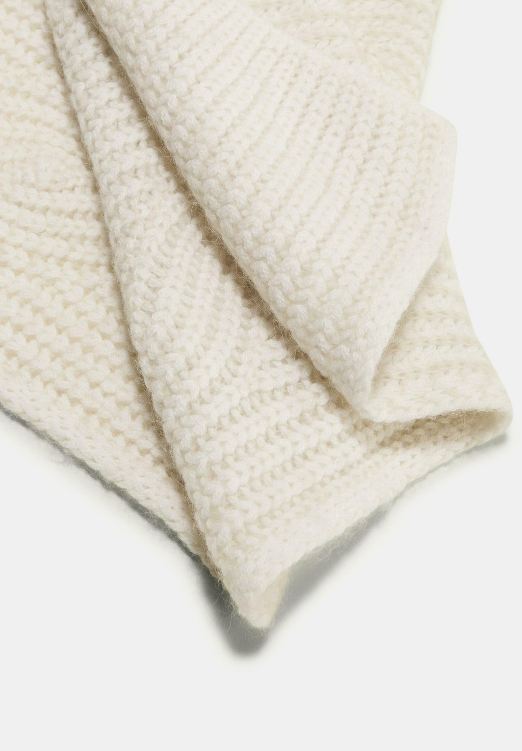 Шарф TUCH comma, песочный
Шарф TUCH comma, песочный