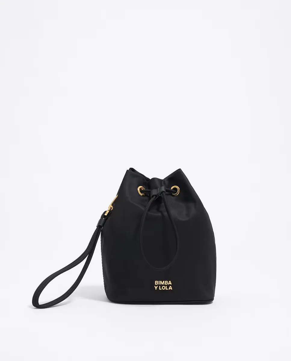 Женская нейлоновая косметичка на молнии Bimba y Lola, черный
Женская нейлоновая косметичка на молнии Bimba y Lola, черный