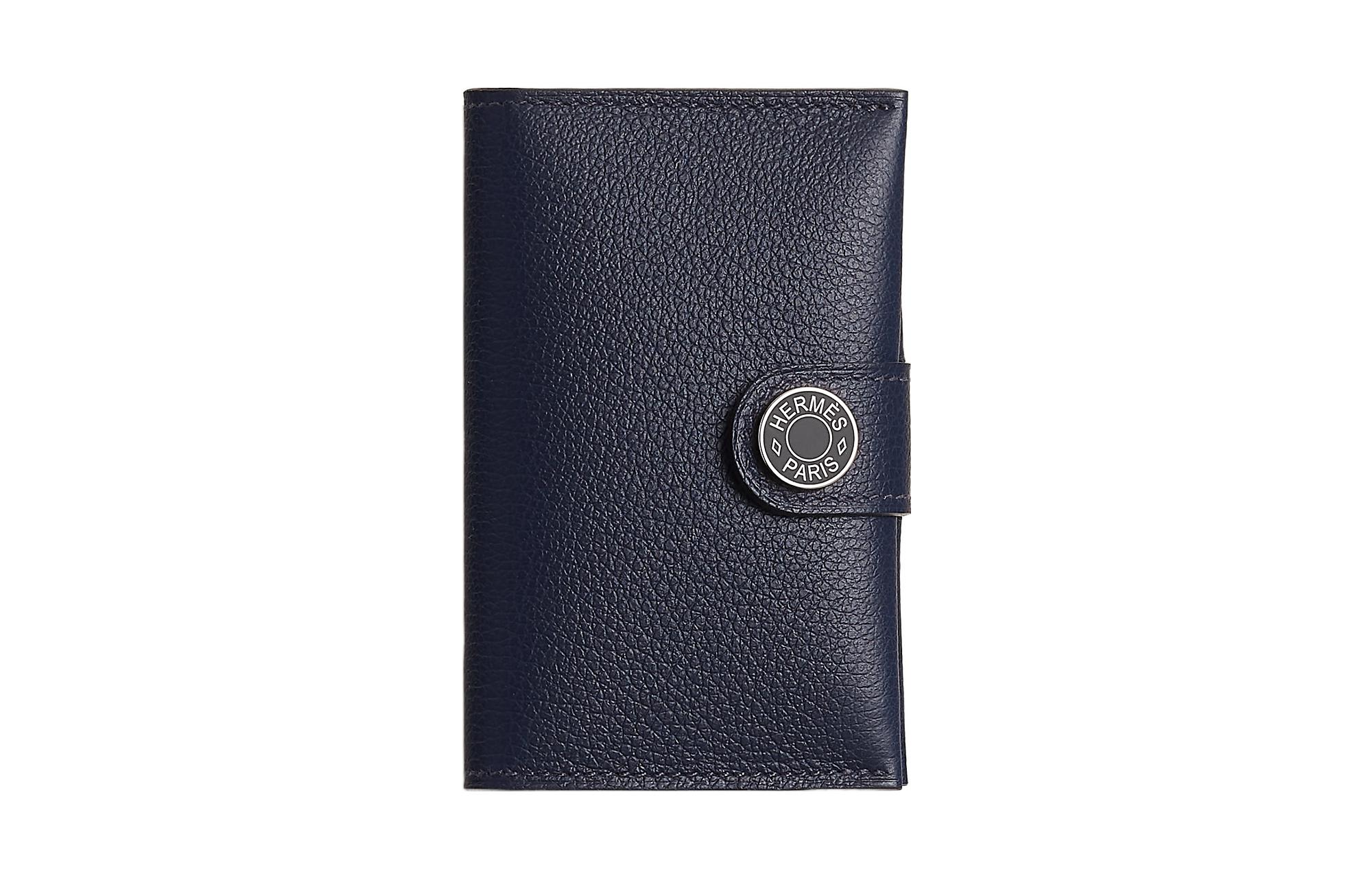 HERMES Кожаный картхолдер Evercolor мужской тёмно-синий
HERMES Кожаный картхолдер Evercolor мужской тёмно-синий
