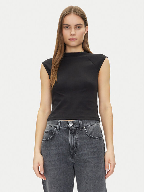 Топ облегающего кроя Liquid Touch Top K20K208422 Calvin Klein, белый
Топ облегающего кроя Liquid Touch Top K20K208422 Calvin Klein, белый