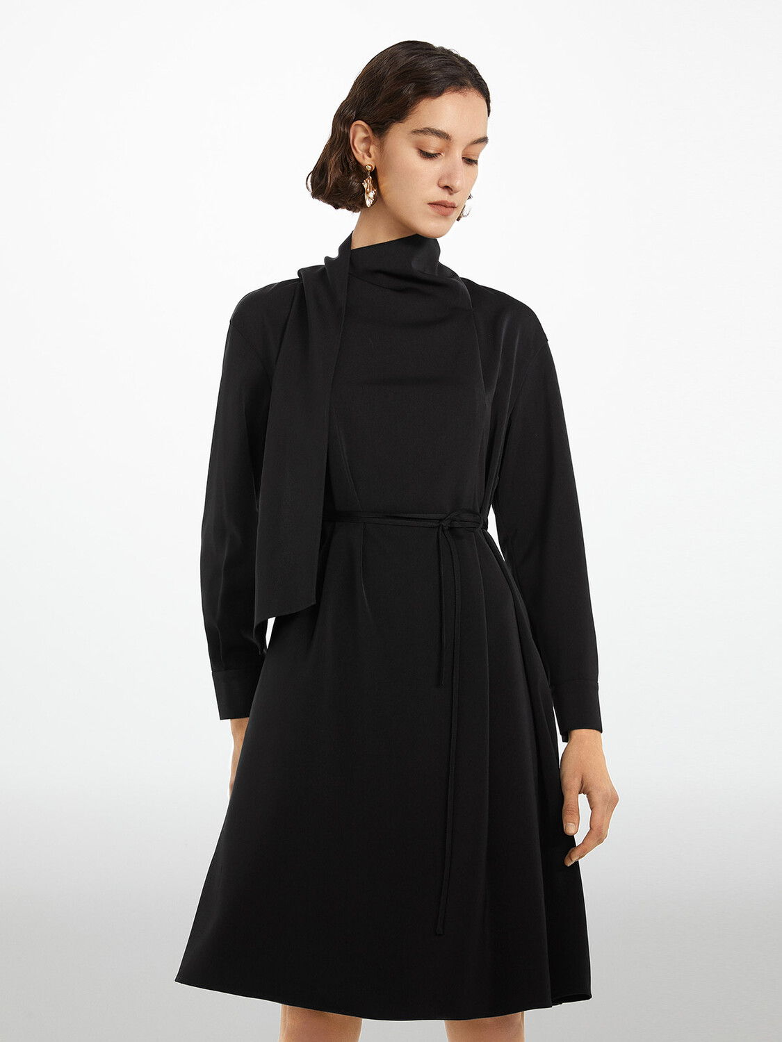 Легкое платье Mai Meng, черный
Легкое платье Mai Meng, черный