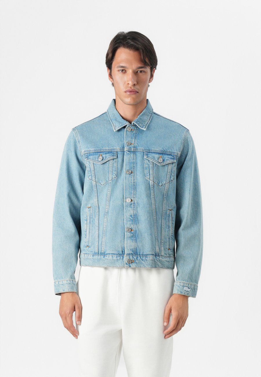 Куртка Lacoste Denim jacket, Washed Bleach/Light Blue
Куртка Lacoste Denim jacket, Washed Bleach/Light Blue
