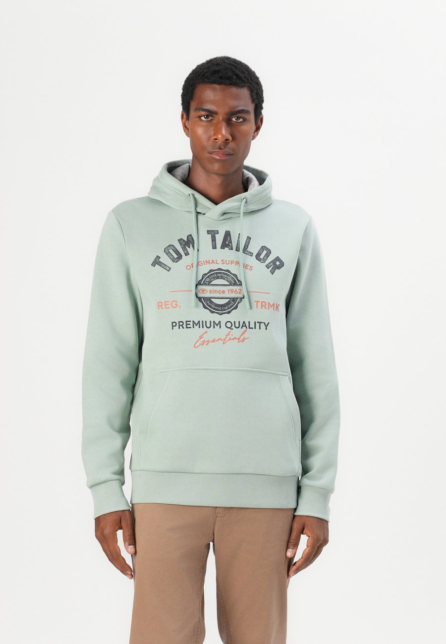 Толстовка TOM TAILOR WITH PRINT, Dust Green/Evergreen
Толстовка TOM TAILOR WITH PRINT, Dust Green/Evergreen