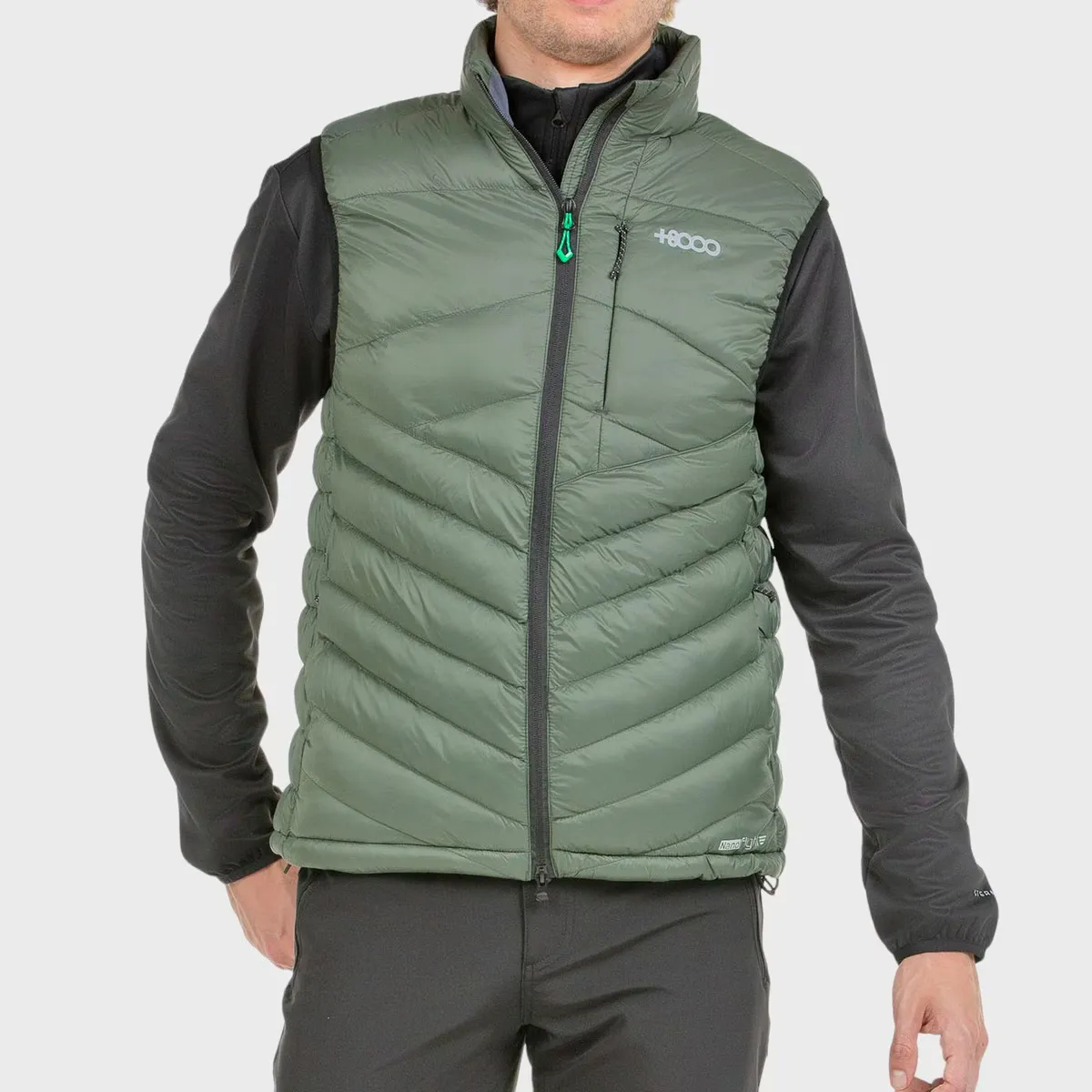 Bolzano 24I +8000 мужской жилет, цвет Jungla
Bolzano 24I +8000 мужской жилет, цвет Jungla