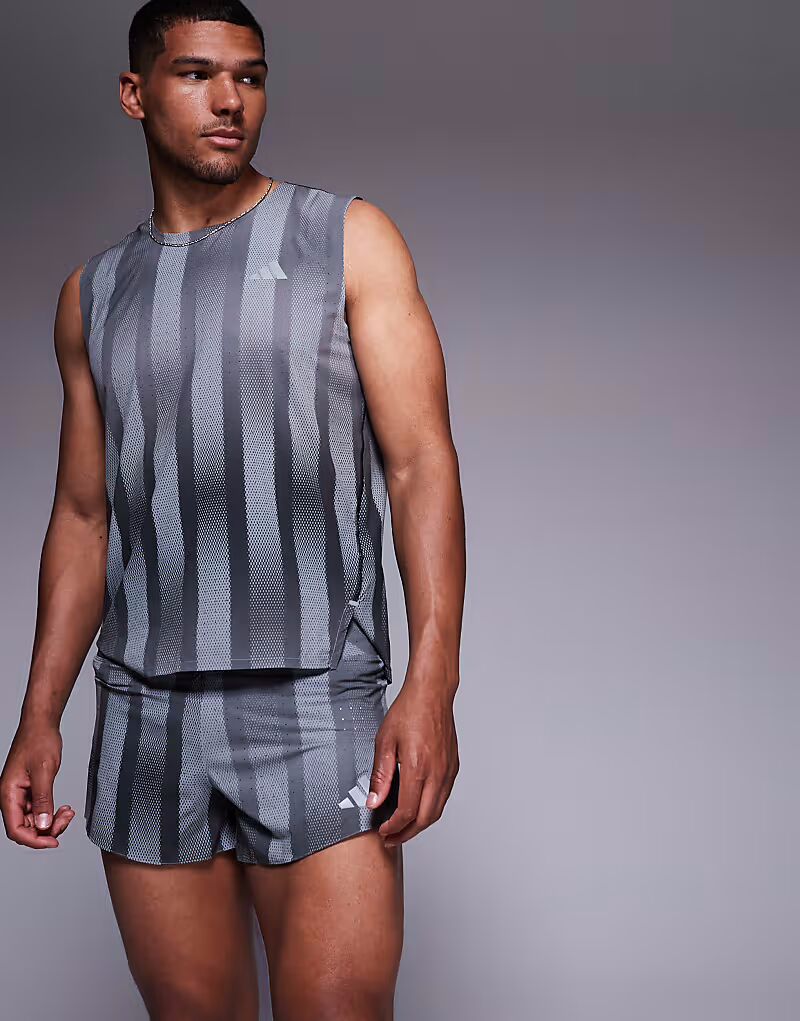 Шорты Adidas Running Adizero с принтом черного и серого цветов Adidas Performance
Шорты Adidas Running Adizero с принтом черного и серого цветов Adidas Performance