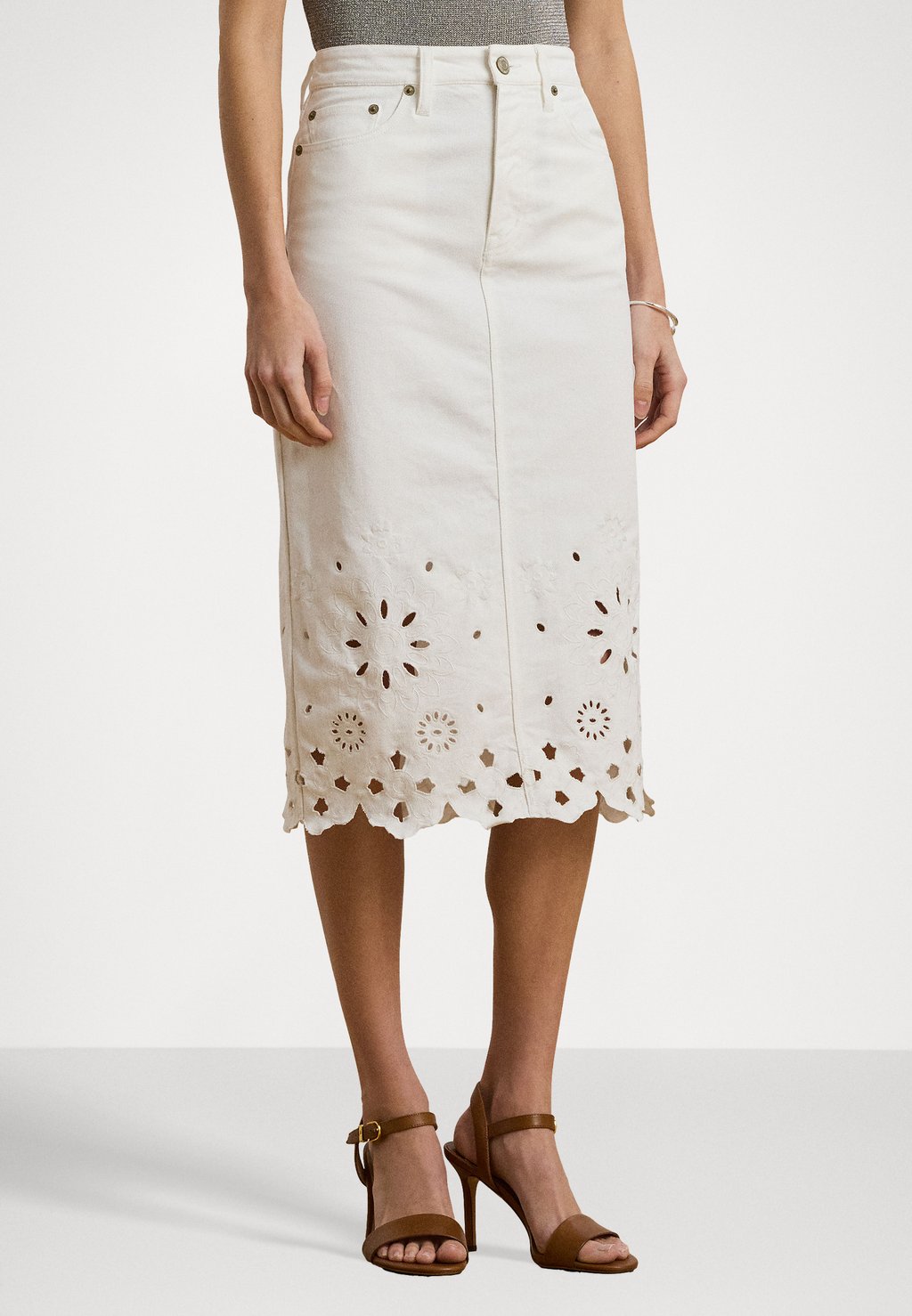 Джинсовая юбка EYELET DENIM MIDI SKIRT Lauren Ralph Lauren, цвет White Wsh 
Джинсовая юбка EYELET DENIM MIDI SKIRT Lauren Ralph Lauren, цвет White Wsh