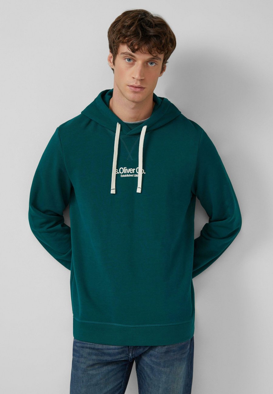 Худи s.Oliver MIT LABEL PRINT, Tannengrün/Green, Зеленый, Худи s.Oliver MIT LABEL PRINT, Tannengrün/Green
Худи s.Oliver MIT LABEL PRINT, Tannengrün/Green, Зеленый, Худи s.Oliver MIT LABEL PRINT, Tannengrün/Green