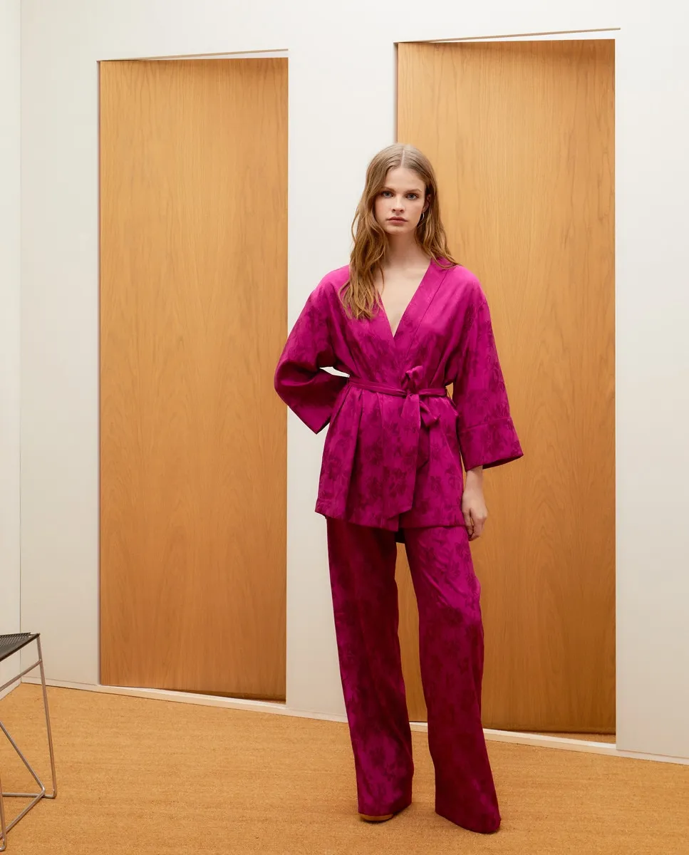 Женские жаккардовые брюки Green Coast, бугенвиллия
Женские жаккардовые брюки Green Coast, бугенвиллия