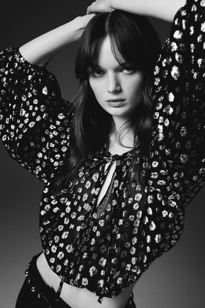 Жаккардовая блузка H&M, мультиколор
Жаккардовая блузка H&M, мультиколор