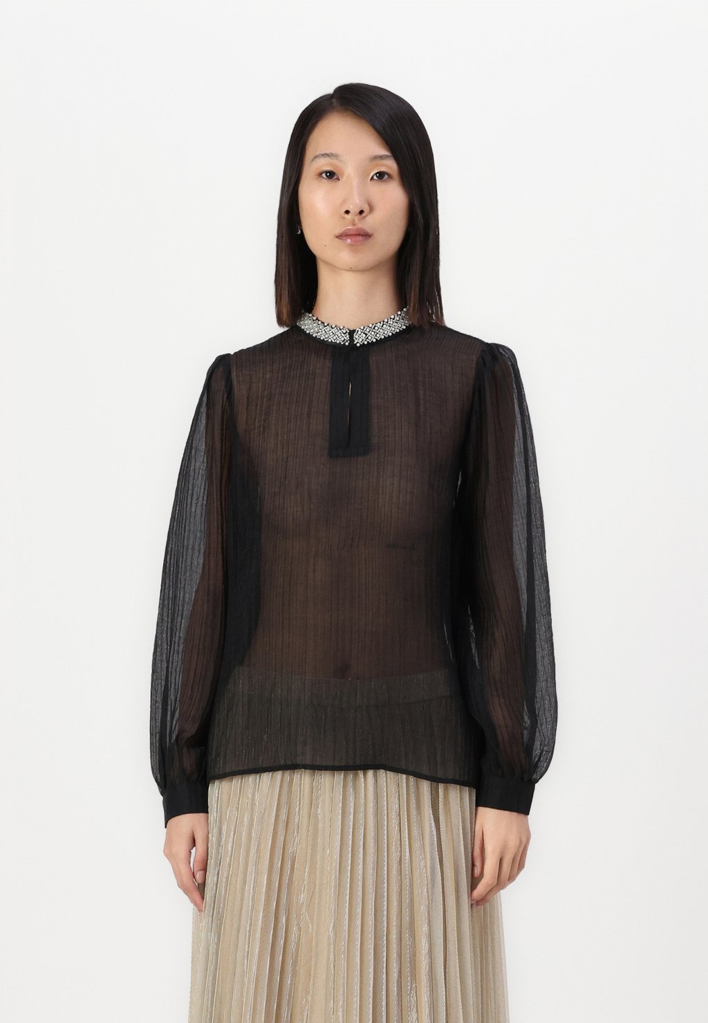 Блуза AUDETTE Rue de Femme, черный
Блуза AUDETTE Rue de Femme, черный